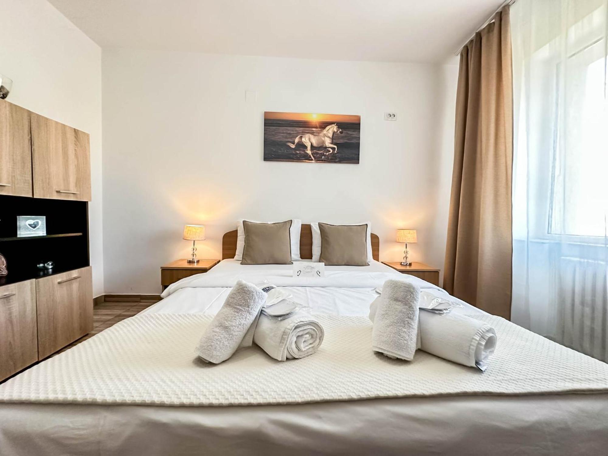 Sunrise Apartments City Center Бухарест Екстер'єр фото