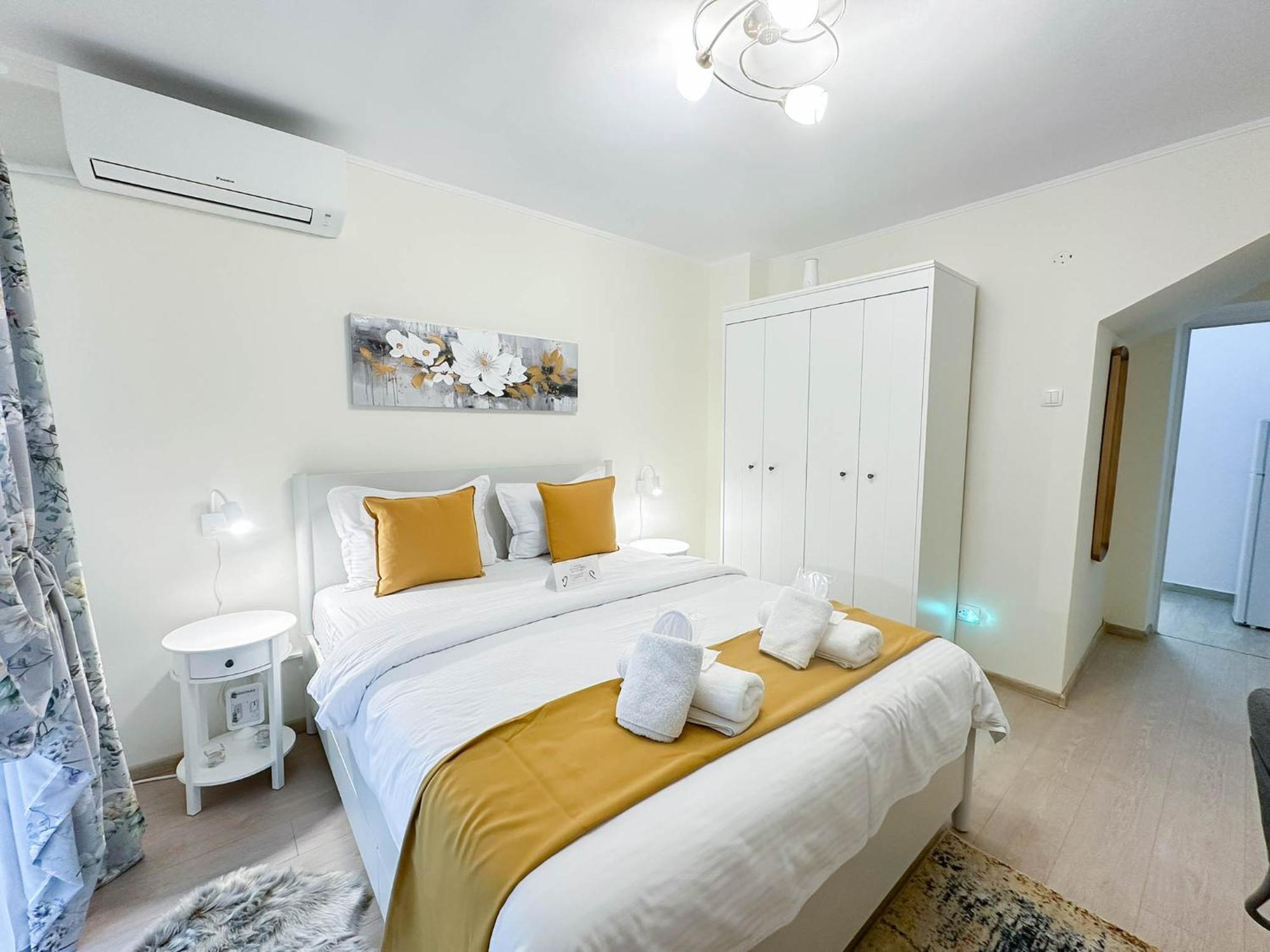 Sunrise Apartments City Center Бухарест Екстер'єр фото
